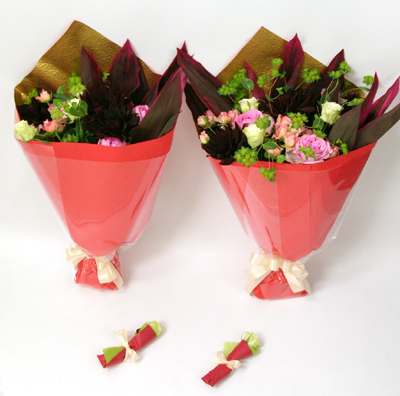 名古屋市内の結婚式両親花束を配達します。