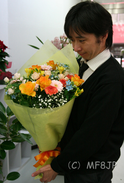 送別会の花束の大きさ